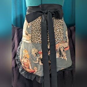 Retro Mini Half Apron - Zombie Pinup